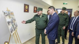 ՀՀ քննչական կոմիտեի զինվորական քննչական գլխավոր վարչության 6-րդ կայազորային քննչական բաժինը հիմնանորոգված վարչական շենք ունի․ բացման արարողությանը մասնակցել է ՀՀ քննչական կոմիտեի նախագահը (տեսանյութ, լուսանկարներ)